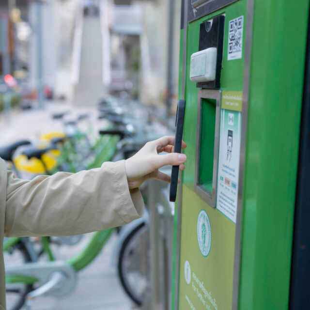 Equity Issues in Cashless Fare Payment